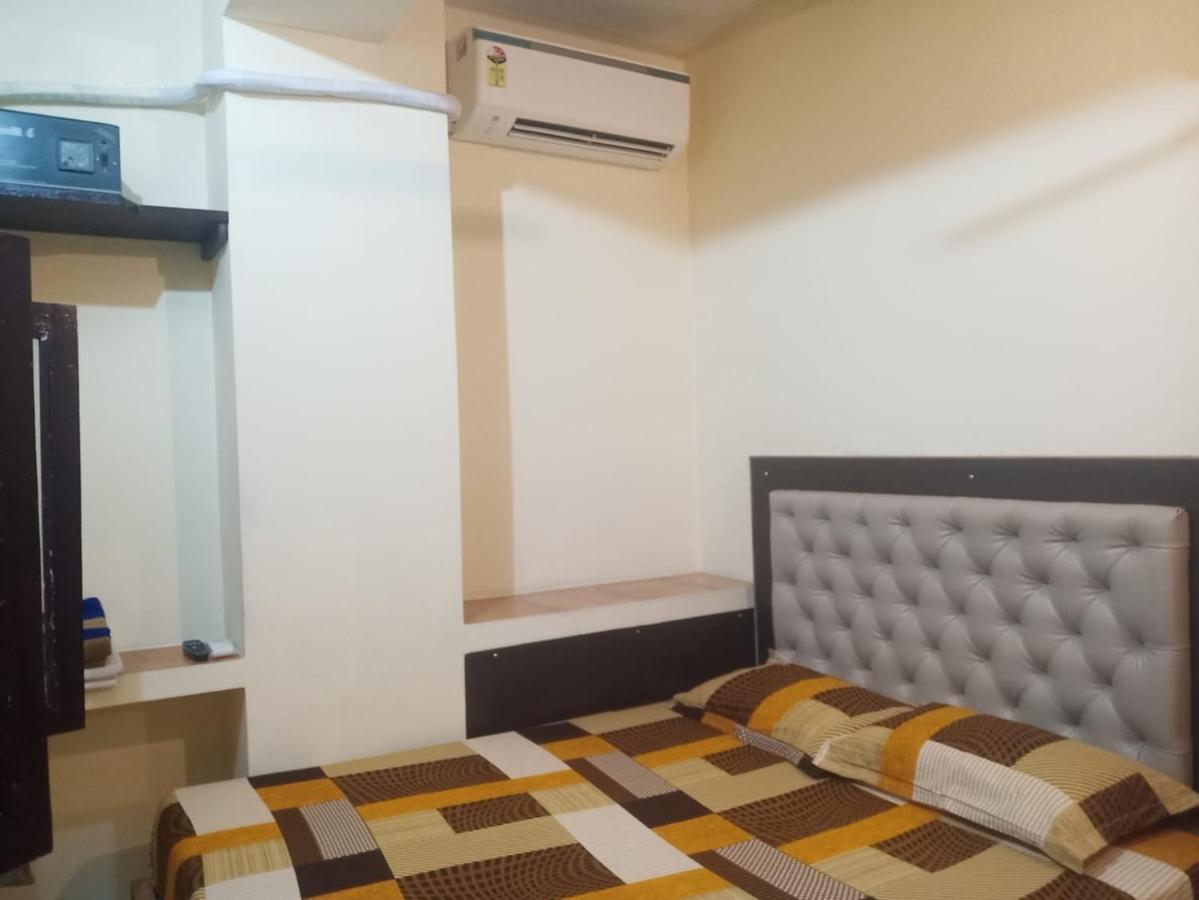 Scindhia Guest House Varanasi Esterno foto
