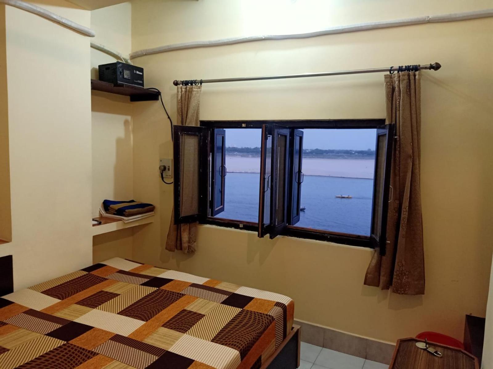 Scindhia Guest House Varanasi Esterno foto