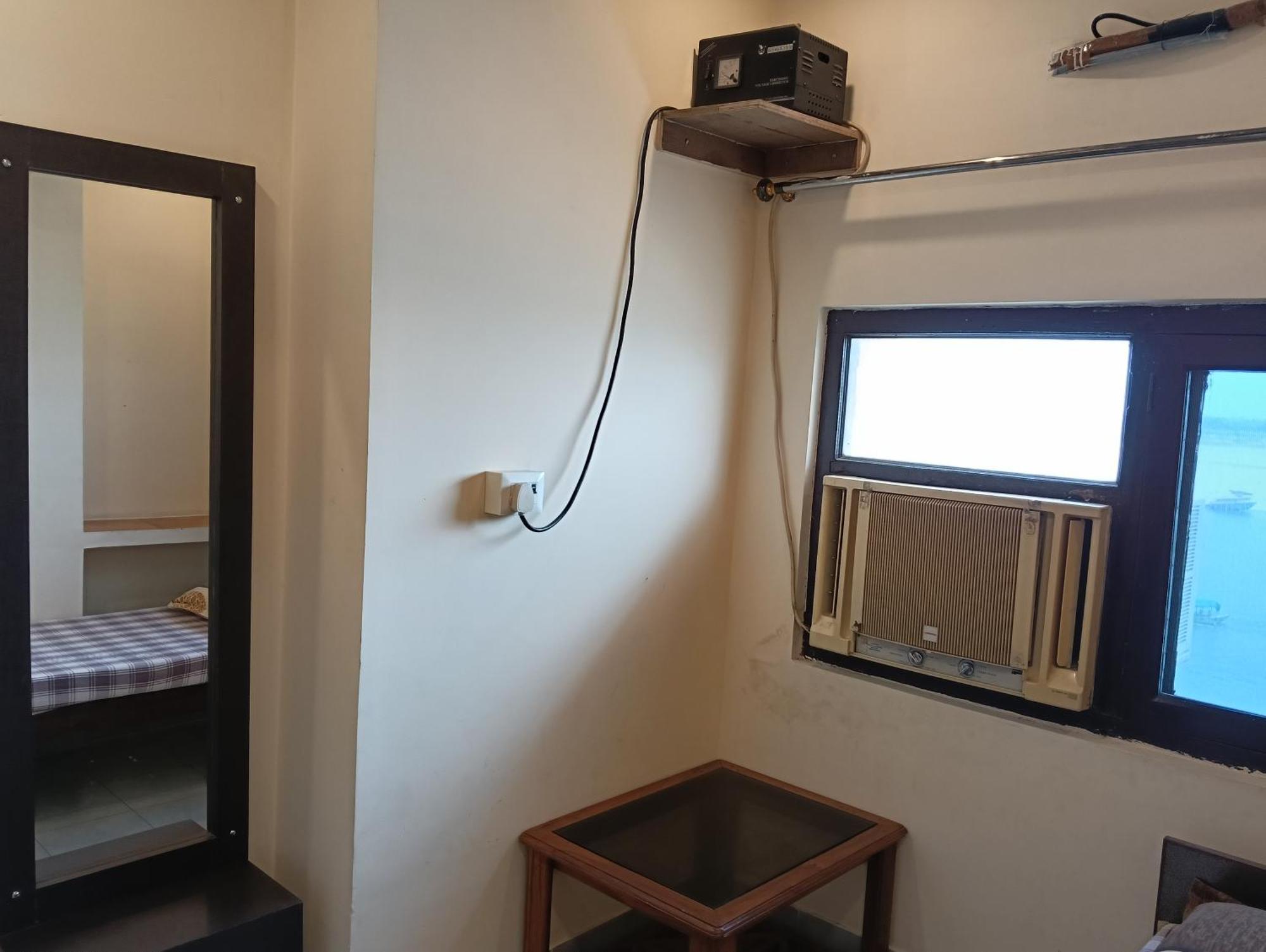 Scindhia Guest House Varanasi Esterno foto