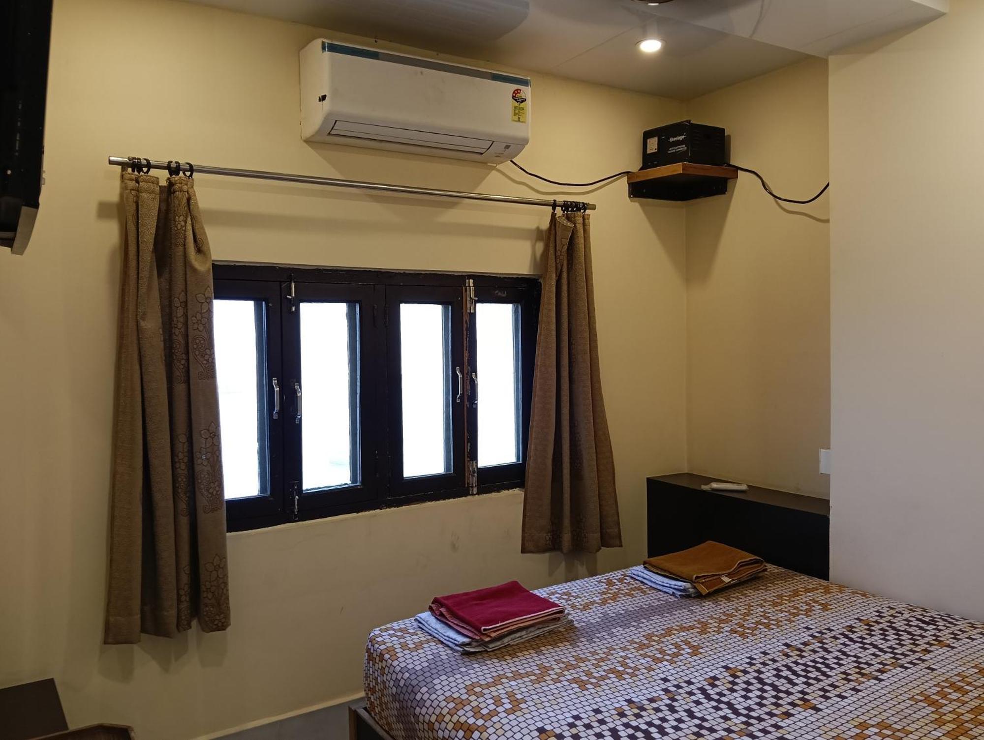 Scindhia Guest House Varanasi Esterno foto