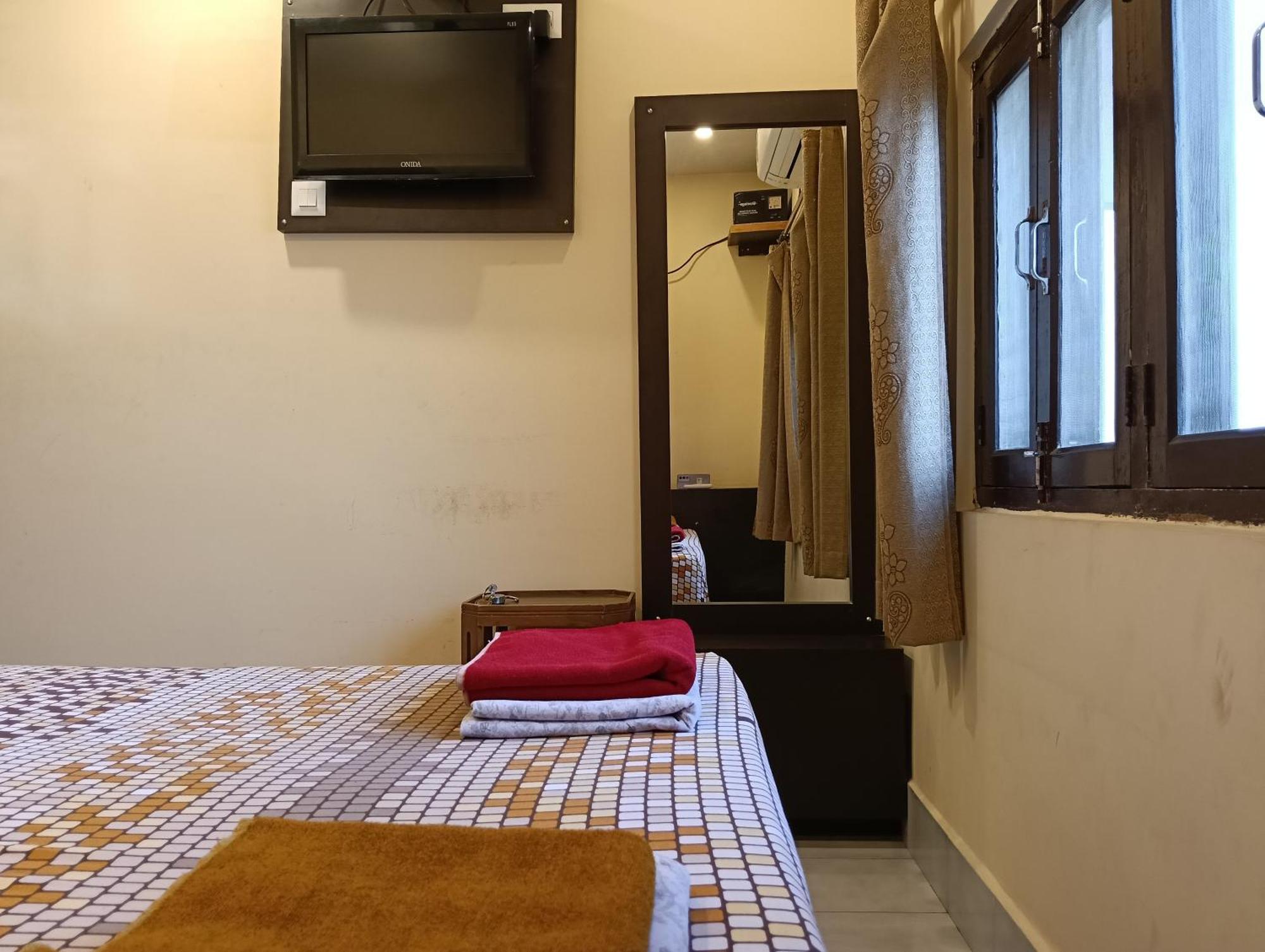Scindhia Guest House Varanasi Esterno foto